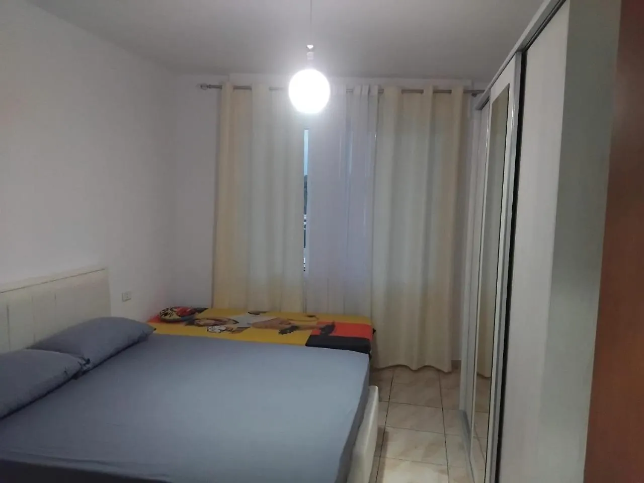 Beachfront Apartment Durres At Shkembi Kavajes Kamelia Building 0*,  Albánie