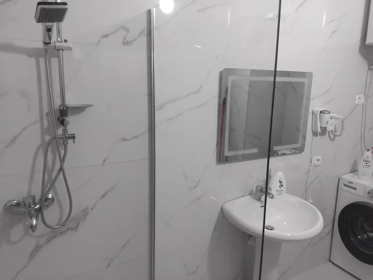 Beachfront Apartment Durres At Shkembi Kavajes Kamelia Building
